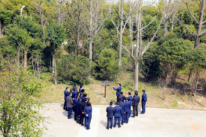 專(zhuān)題報(bào)道